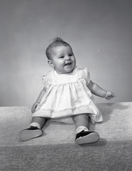 2560- Gail Wright babies, September 20, 1969