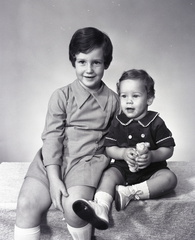 2620- Judy Jordan's children, December 11, 1969