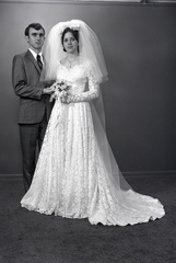 2674- Pat Gillion wedding dress, February 28, 1970