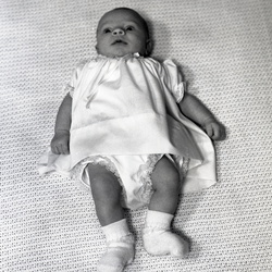 2698- Ann Whites baby April 9 1970