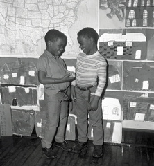 3951- School photos for follow through, March 1971