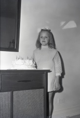 3952- Ruth Holloway's daughter birthday, March 4, 1971