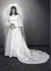 3979- Lynn Candler wedding dress, April 2, 1971