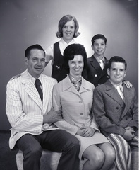 3991- Walter Holloway family, April 15, 1971