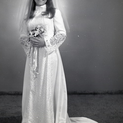 4024- Donna O Neal wedding dress May 29 1971