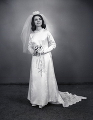 4035- Sherry Goldman wedding dress, June 7, 1971