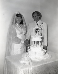 4067- Cindy Brock wedding, July 31, 1971