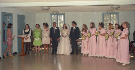 4075- Wessie Osborne wedding, August 14, 1971