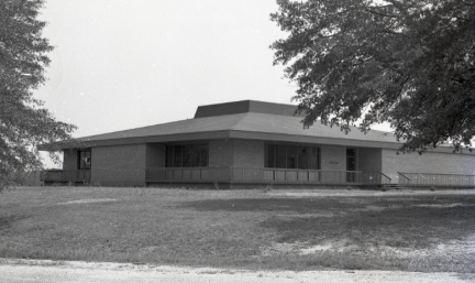 4084- De La Howe buildings, August 29, 1971