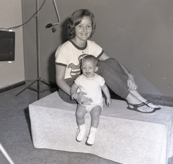 4106- Debbie Edmunds, October 2, 1971