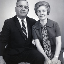 4154- Mr and Mrs Tom Franklin November 28 1971