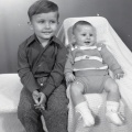 4156- Stephen and Keith Wright, November 30, 1971