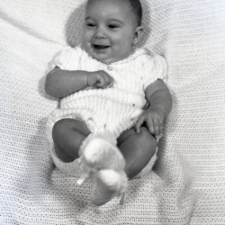 4160- Buttons Wideman s baby December 7 1971