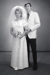4162- Debra O'Neal and Husband, December 8, 1971