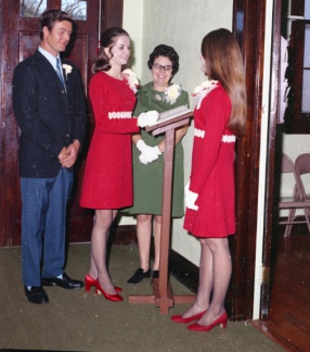 4170- Marilyn Wates wedding, December 18, 1971