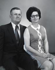 4302B- Mr and Mrs Marvin Hawes, June 10, 1972