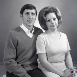4404- Debbie Parham and Husband October 26 1972