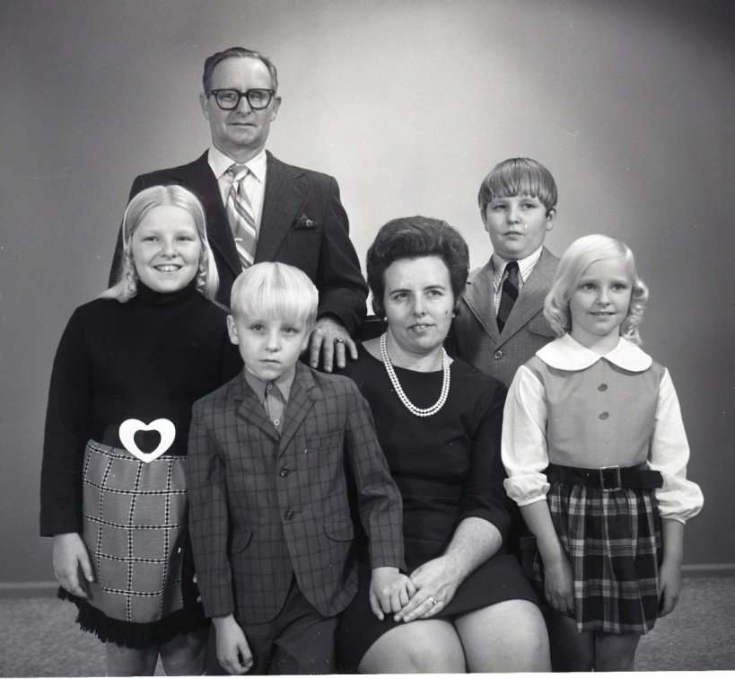 4418- Sam Lindley Family, November 12, 1972