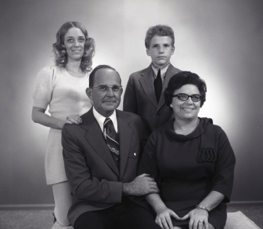 4433- Josh Allen Family, November 24, 1972