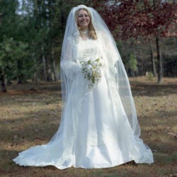 4922 Pam Lindley wedding dress 29 November 1975