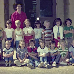 5175 Kathryn Edmonds Kindergarten Class May 1979