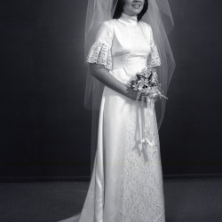 5187 Kelly Brown wedding dress 6 August 1979