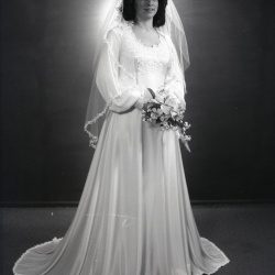 5217B Karen Hodges wedding dress 27 March 1980