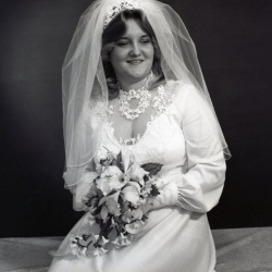 5255 Lynn Percival wedding dress 16 September 1980