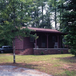 5534 Barnette Building Little House and Gold Nugget July 1989