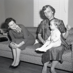 M135 Vickie McCracken 19 October 1958