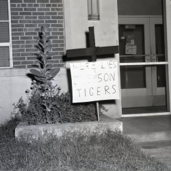 M136 Clemson Tiger grave after game 23 October 1958