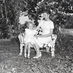 M440 Georgia Britt Sherard girl's dress won state contest June 3, 1961