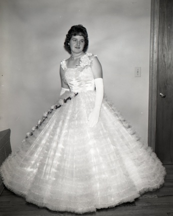 1046- Lorene Gable & Charles Fuller Jr-Sr prom May 12 1961