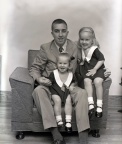 1691- Patsy Taylor family July 1965