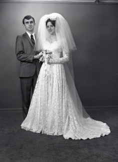 2674- Pat Gillion wedding dress, February 28, 1970
